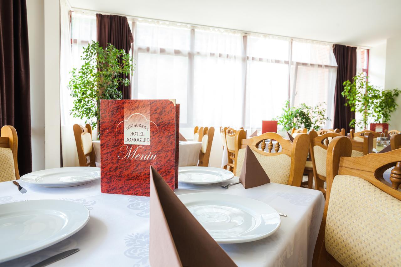 Hotel Domogled Байле Херкулане Екстериор снимка